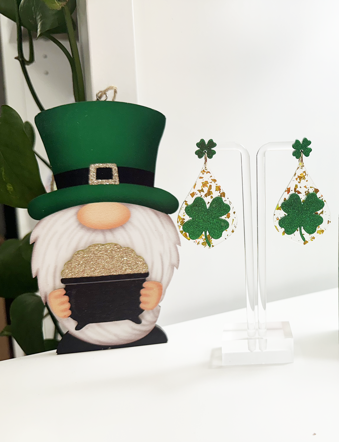 St. Patrick's Day - GOLD/GREEN CLOVER EARRINGS