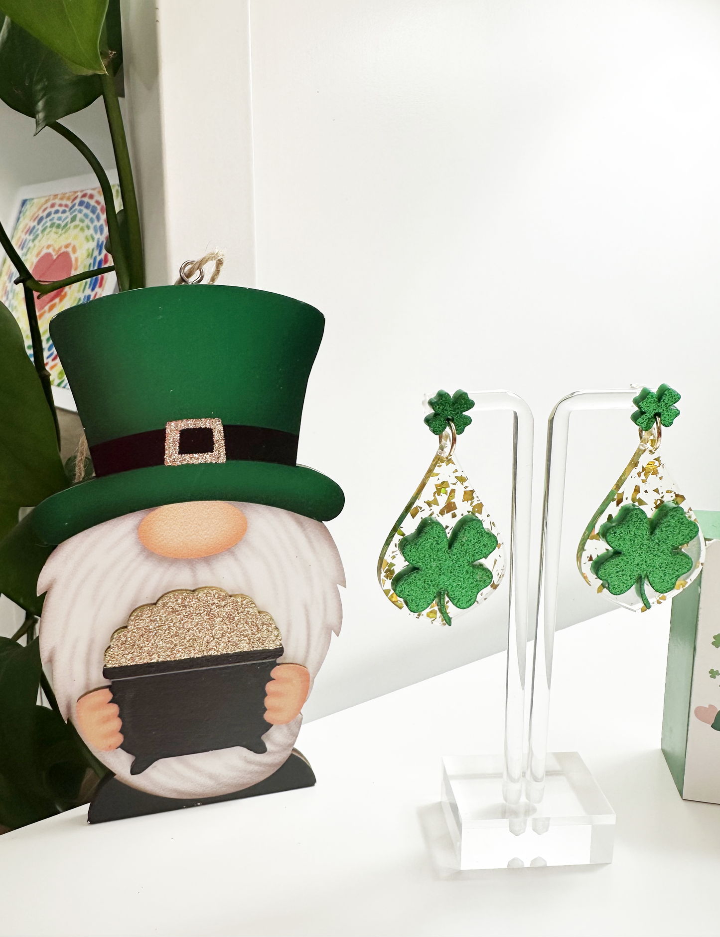 St. Patrick's Day - GOLD/GREEN CLOVER EARRINGS