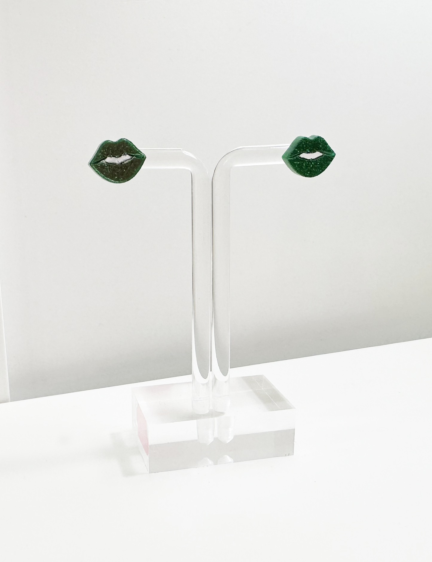 St. Patrick's Day - LIPS STUD EARRINGS