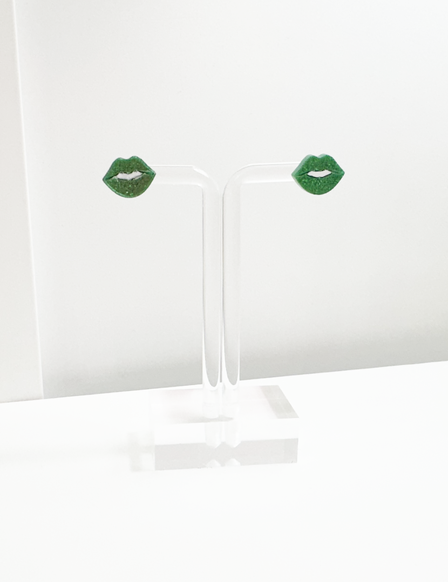 St. Patrick's Day - LIPS STUD EARRINGS