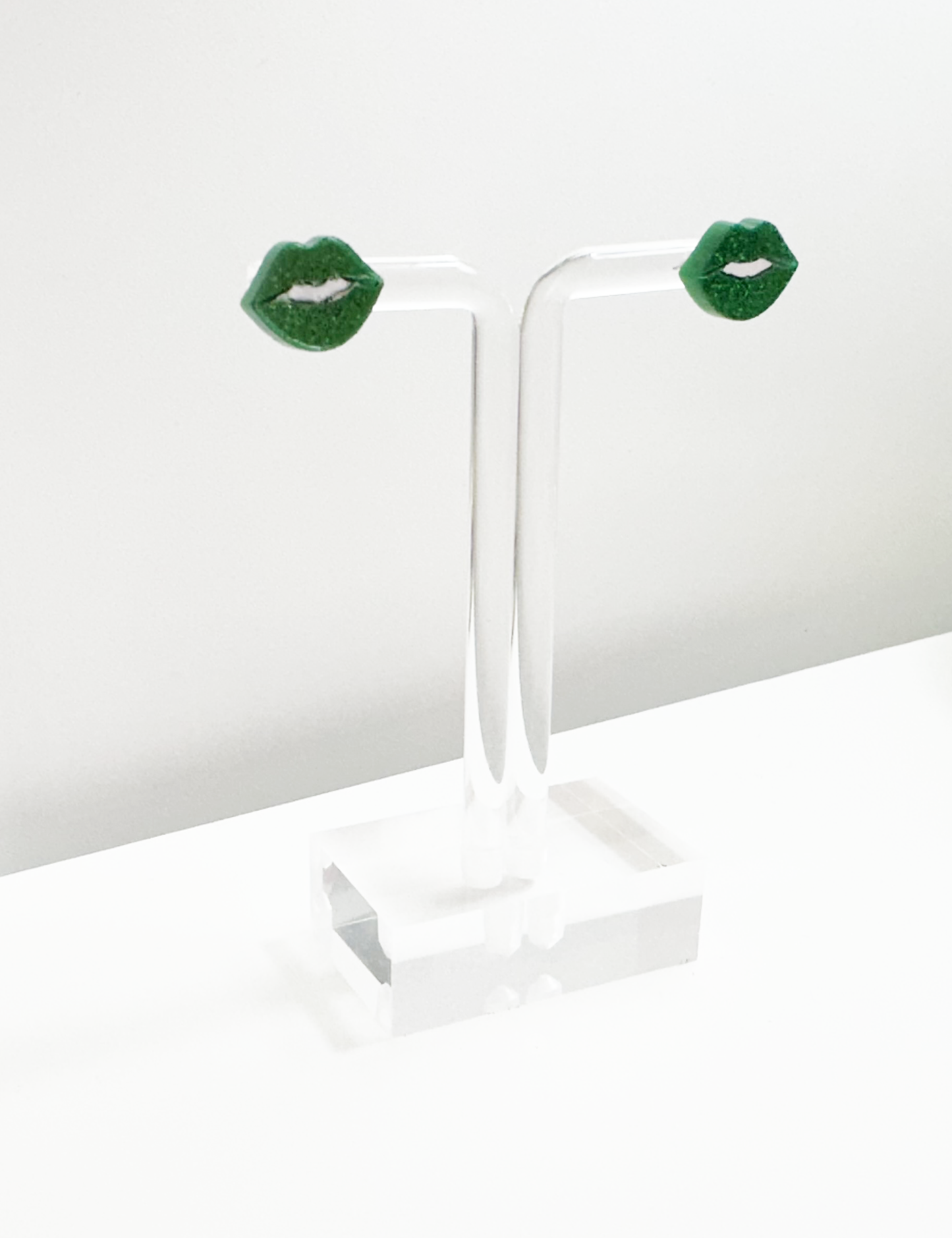 St. Patrick's Day - LIPS STUD EARRINGS