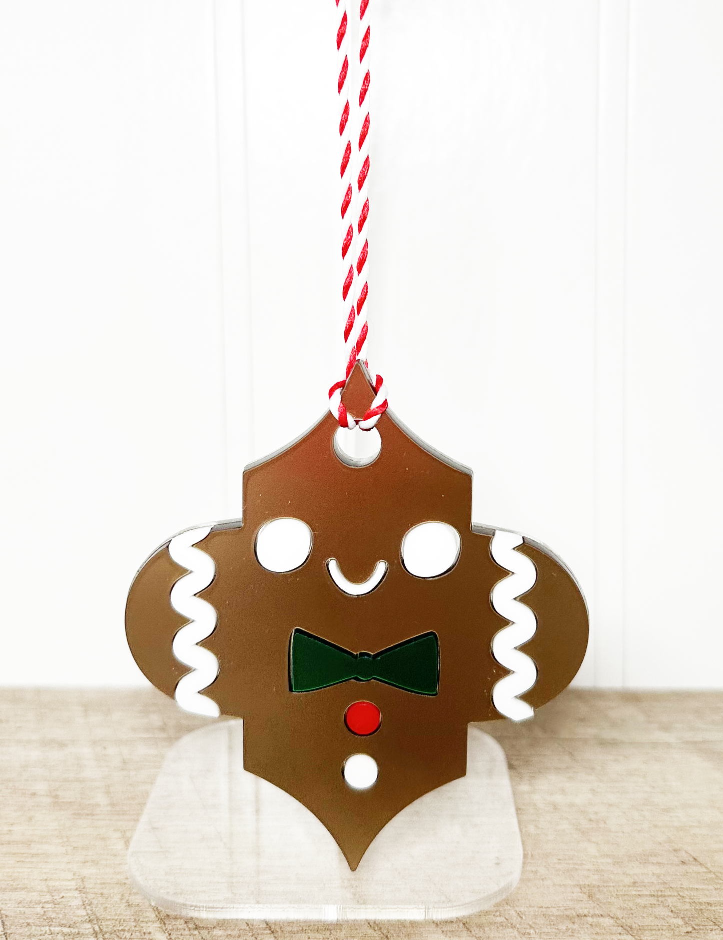 GINGERBREAD BOY CHRISTMAS ORNAMENT