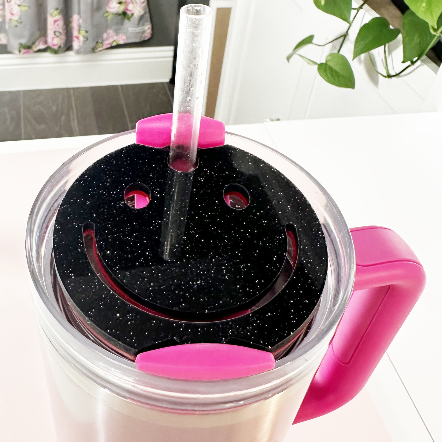 TUMBLER TOPPER - FULL LID - SMILEY FACE-BLACK GLITTER