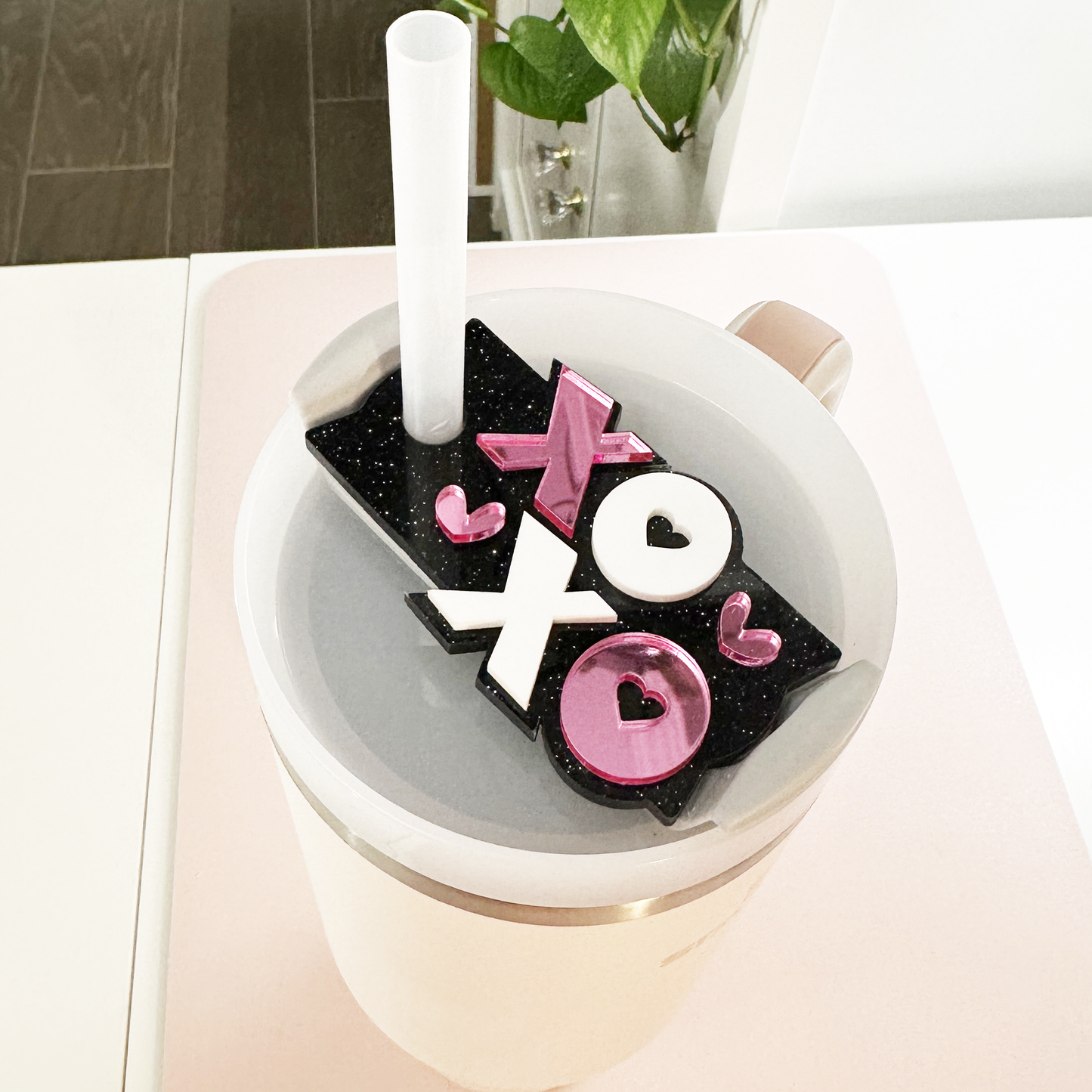 STANLEY TUMBLER TOPPER - XOXO TAG-PINK BLACK WHITE