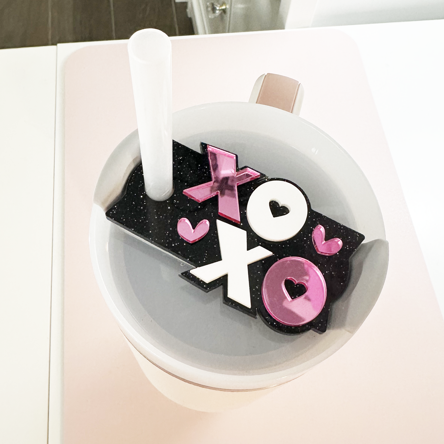 STANLEY TUMBLER TOPPER - XOXO TAG-PINK BLACK WHITE